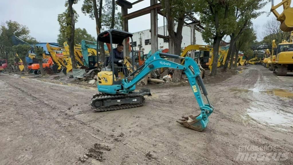 Kubota U 15 小型挖掘机