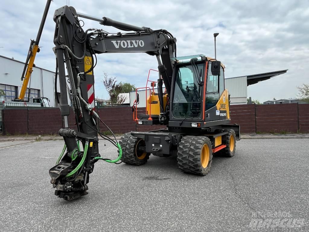 Volvo EWR 130 E 轮式挖掘机