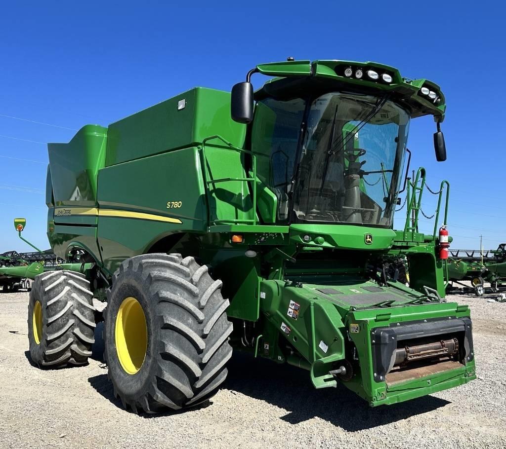 John Deere S 780 联合收割机