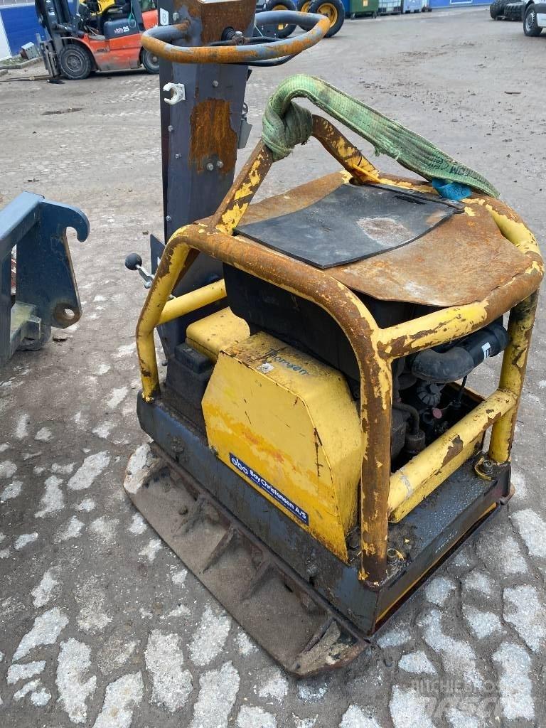 Atlas Copco LG 500 平板夯