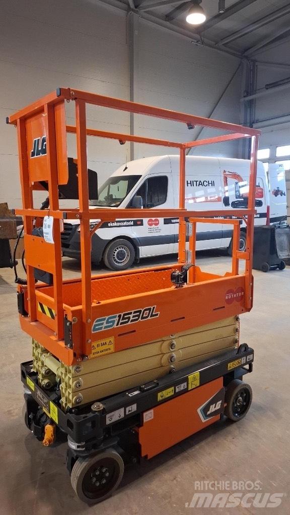 JLG ES 1530 L 剪叉式升降机