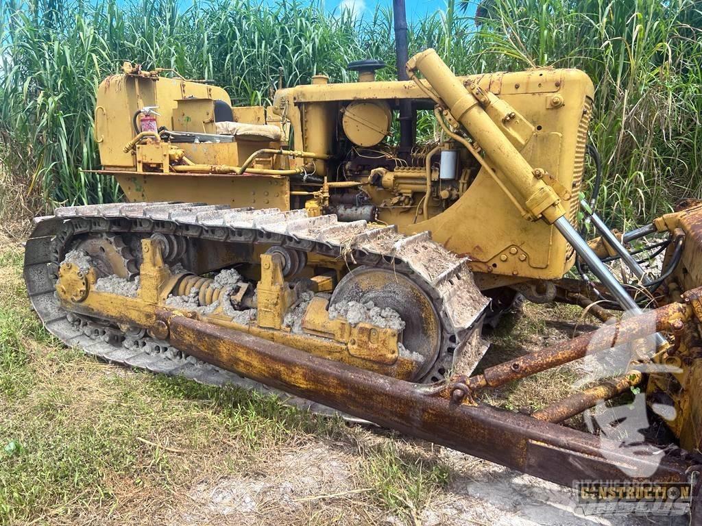 CAT D 6 C 履带式推土机