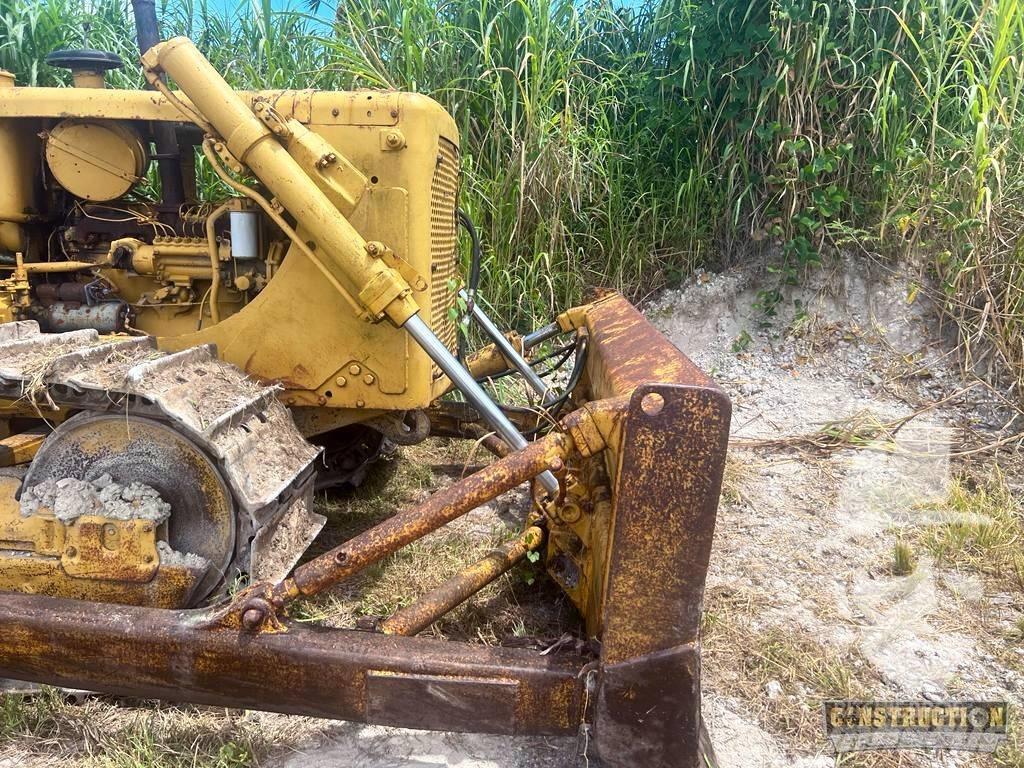 CAT D 6 C 履带式推土机
