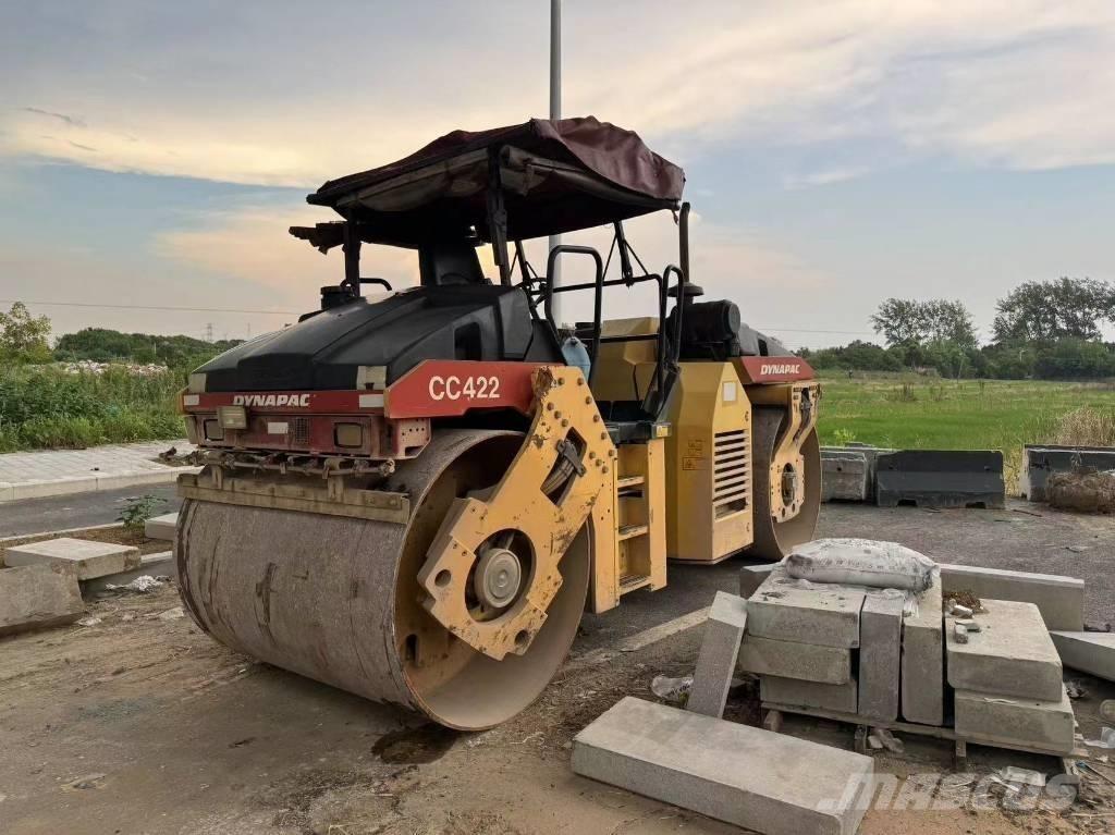 Dynapac CC 422 双轮压路机