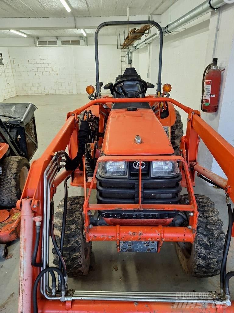 Kubota B 2710 拖拉机/农用车