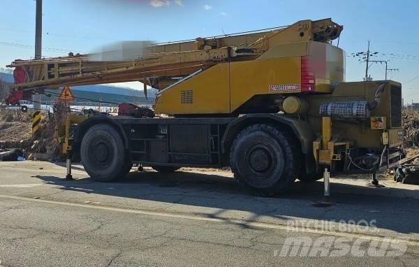 Kobelco RK 450 越野轮胎起重机︳越野吊︳越野起重机︳移动式起重机