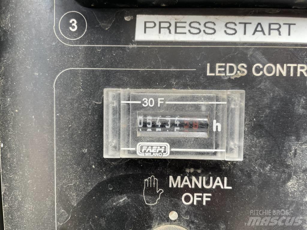 Generac LED-1 拖车式灯塔