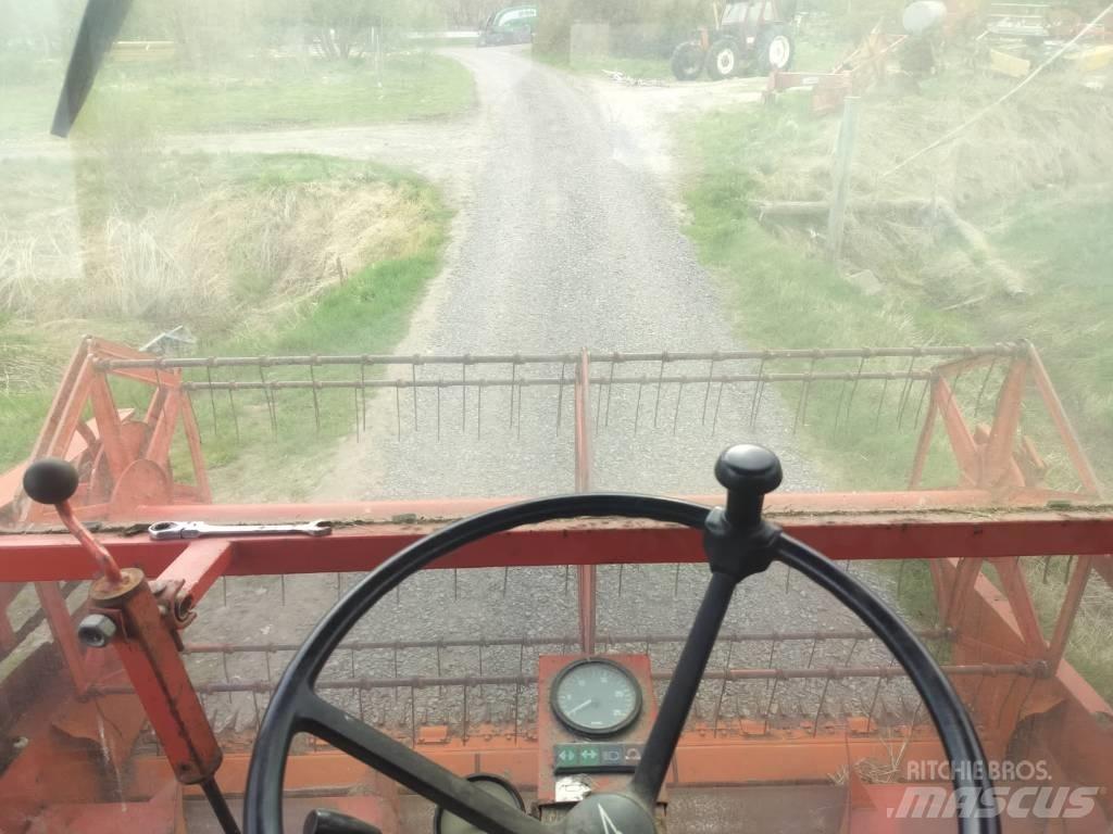 Deutz-Fahr 1080 联合收割机