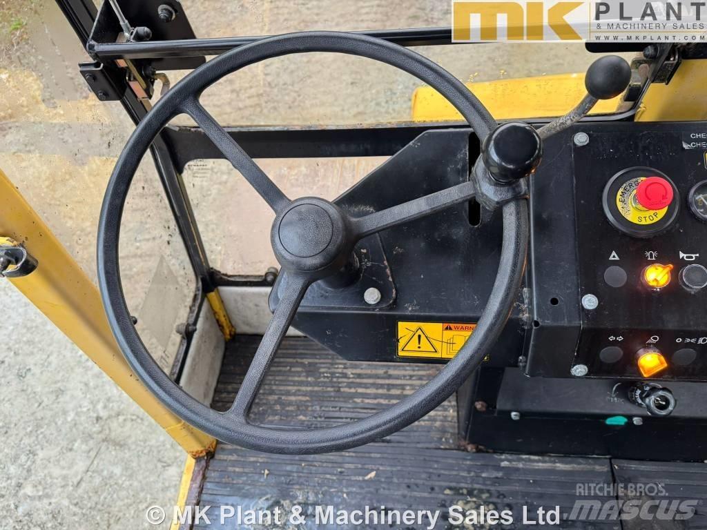 Dynapac CS 141 双轮压路机