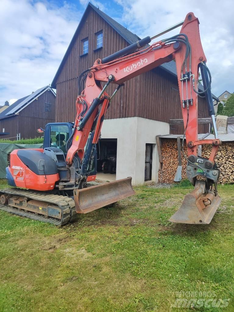 Kubota KX 080-4 中型挖掘机