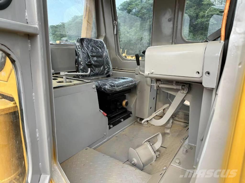 CAT D7G 履带式推土机