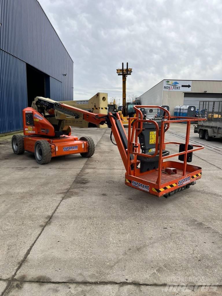 JLG E 450 AJ 曲臂高空工作平台
