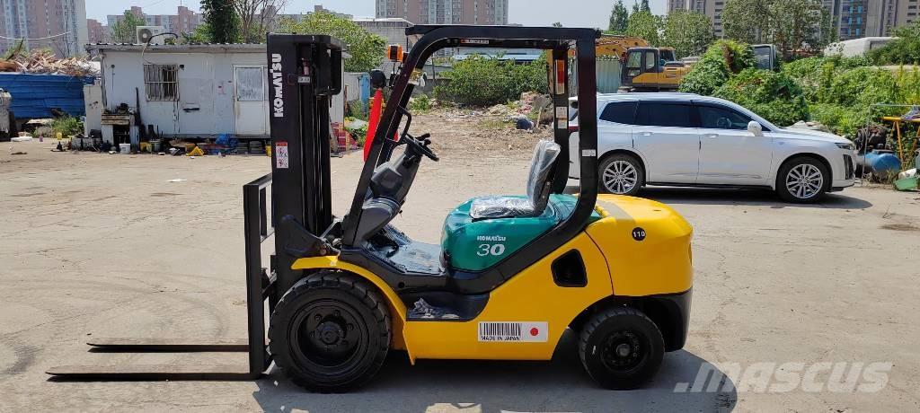 Komatsu 3 柴油叉车