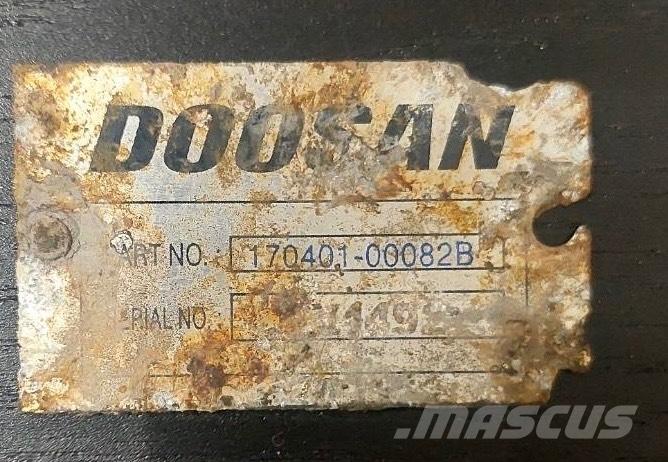 Doosan Final drive 底盘和悬架