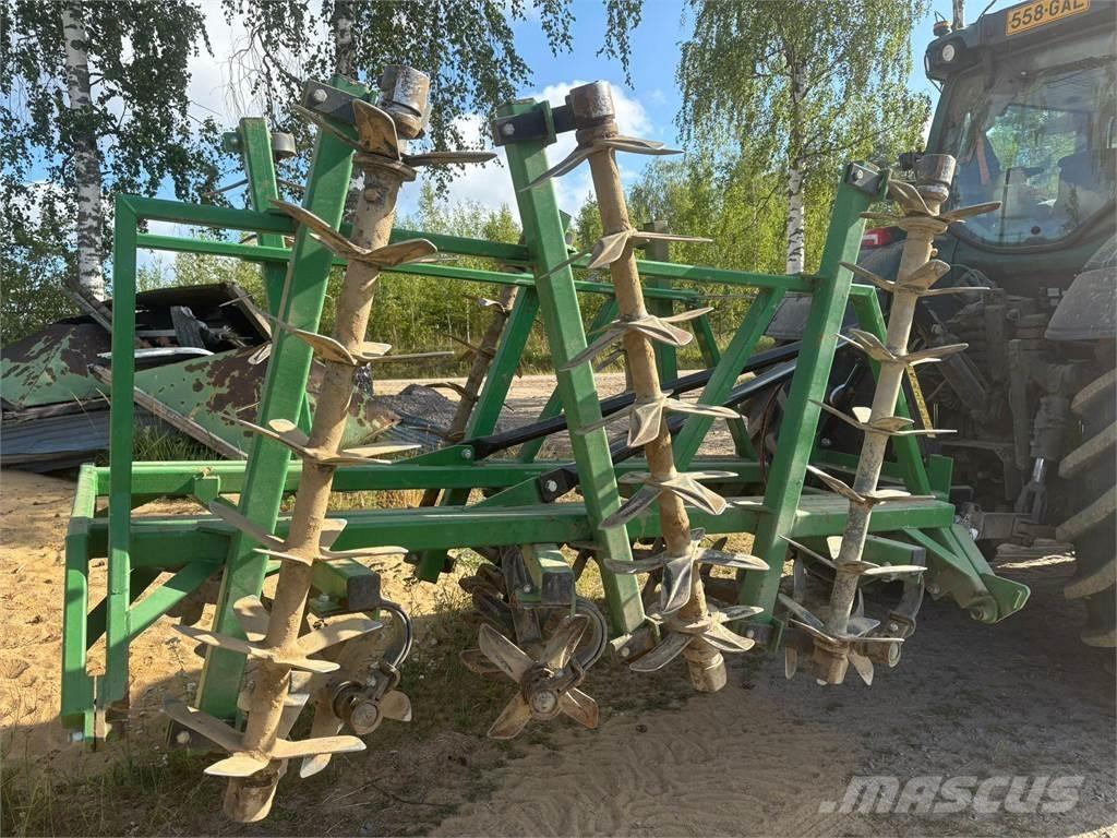 Kronos 4200 钉齿耙