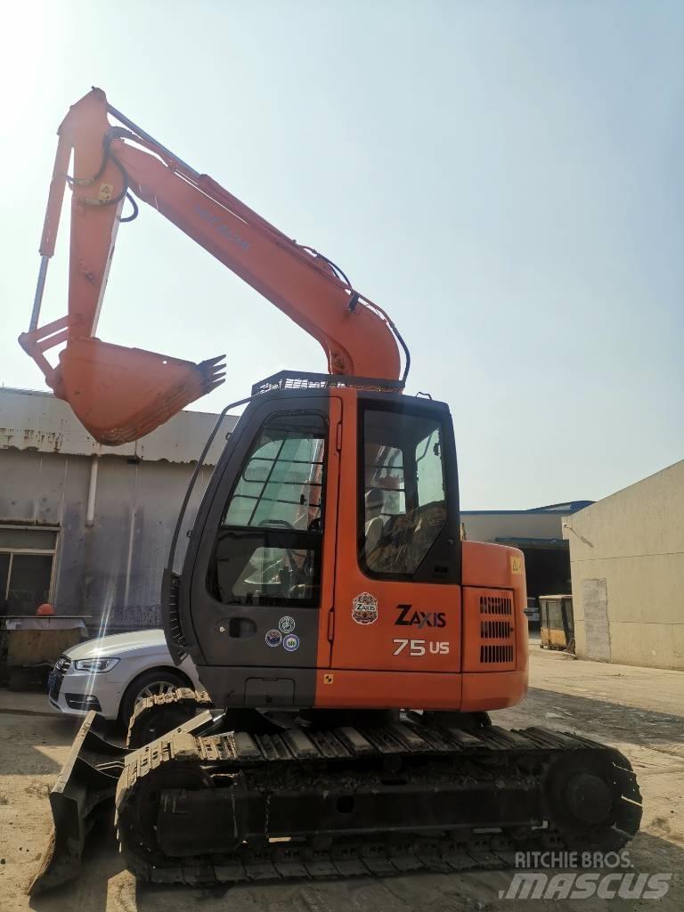 Hitachi ZX 75 履带挖掘机