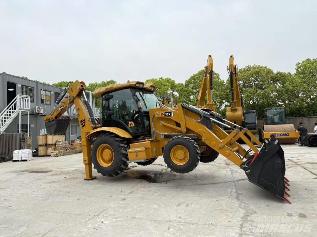 JCB 3 CX 反铲装载机