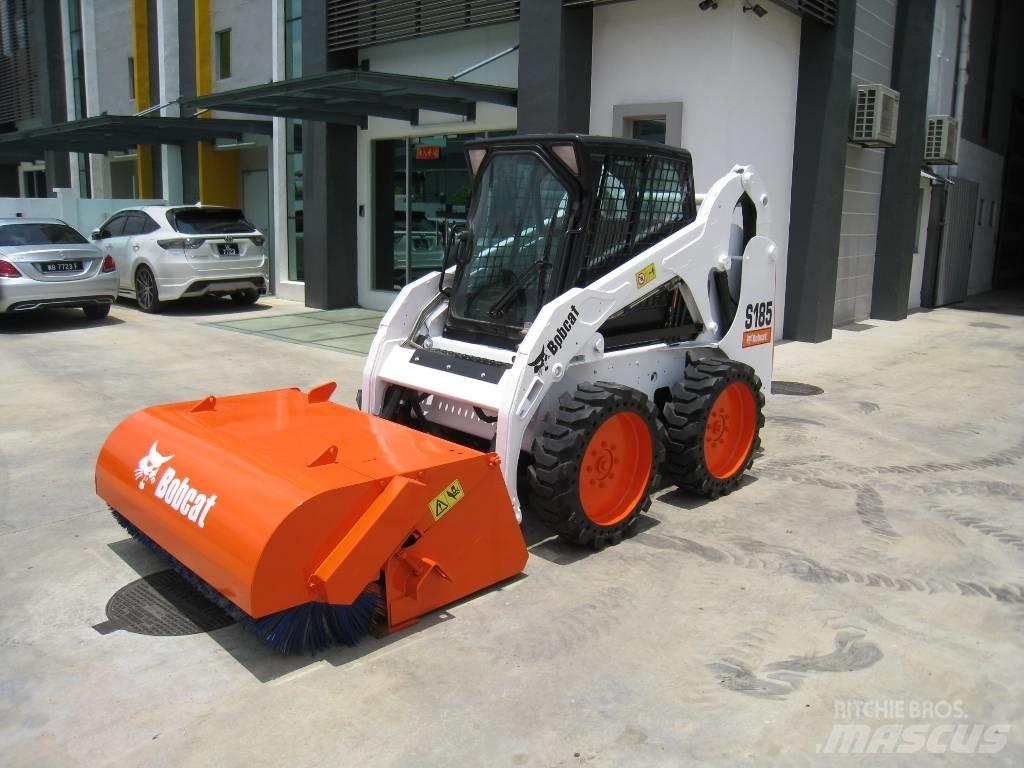 Bobcat S 185 滑移装载机