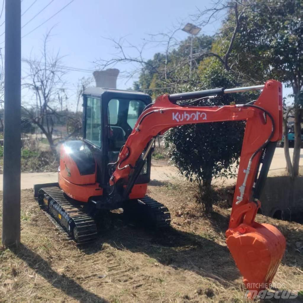 Kubota U 35 履带挖掘机