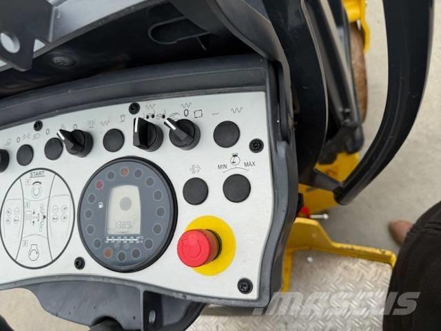 Bomag BW 100 AD M-5 双轮压路机
