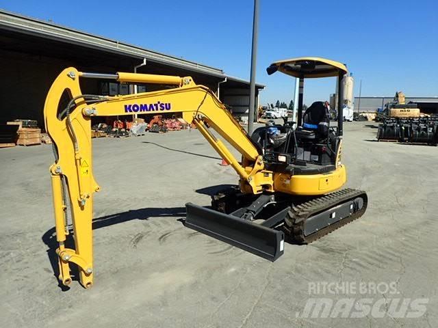 Komatsu PC35MR-5 小型挖掘机
