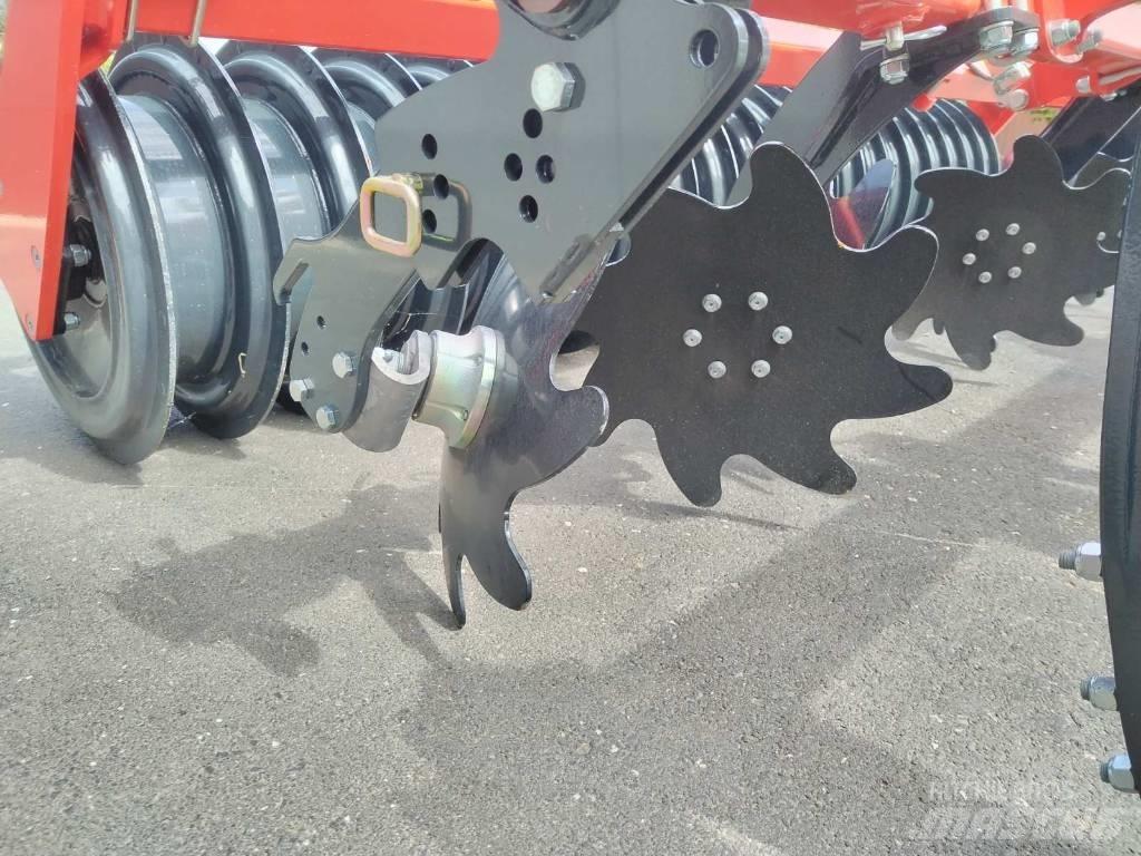 Kuhn CULTIMER L300 手扶中耕机