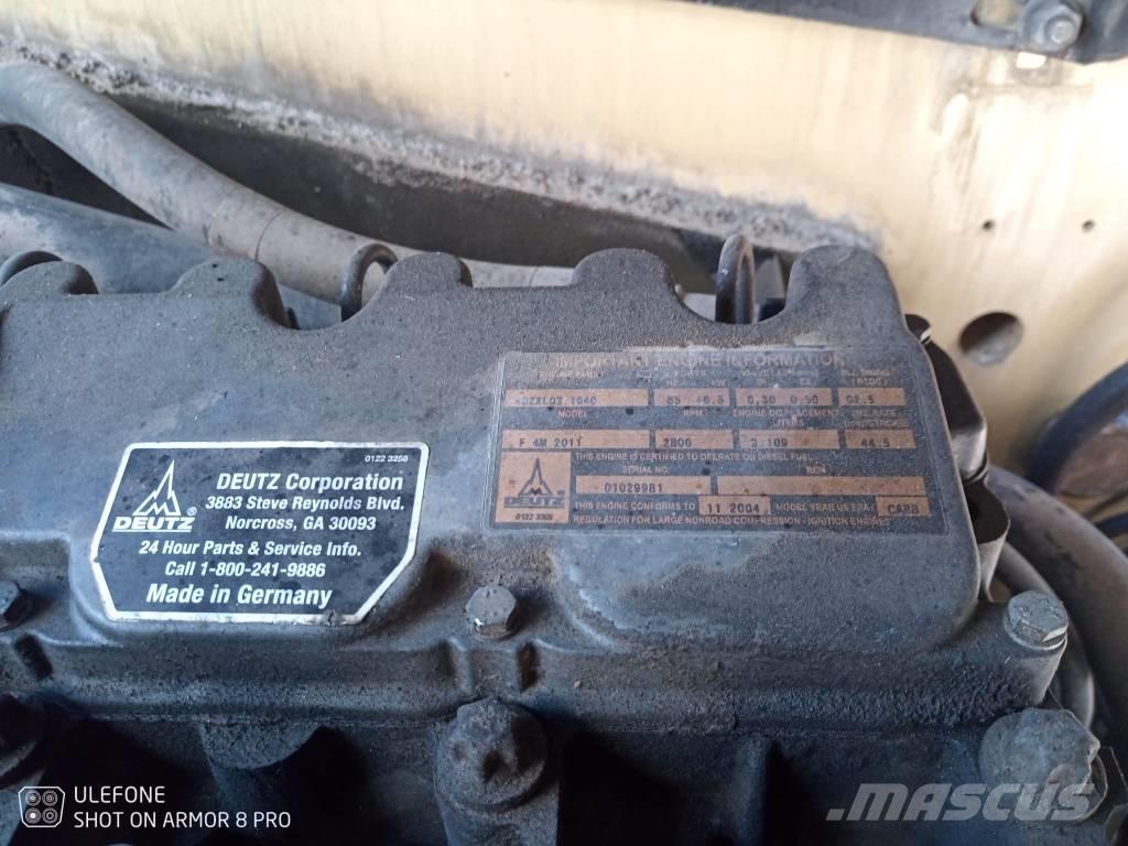 JLG 860 SJ 直臂高空工作平台