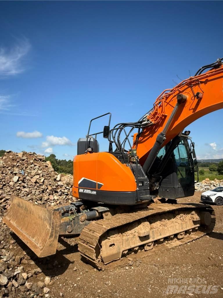 Doosan DX 235 LCR 履带挖掘机