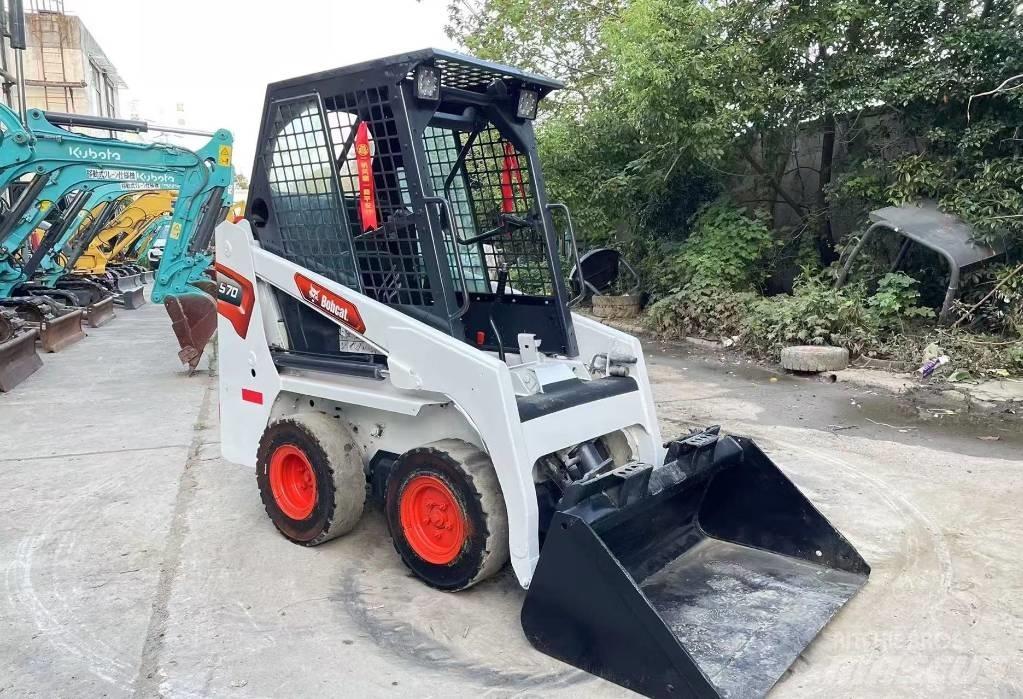 Bobcat S 70 滑移装载机