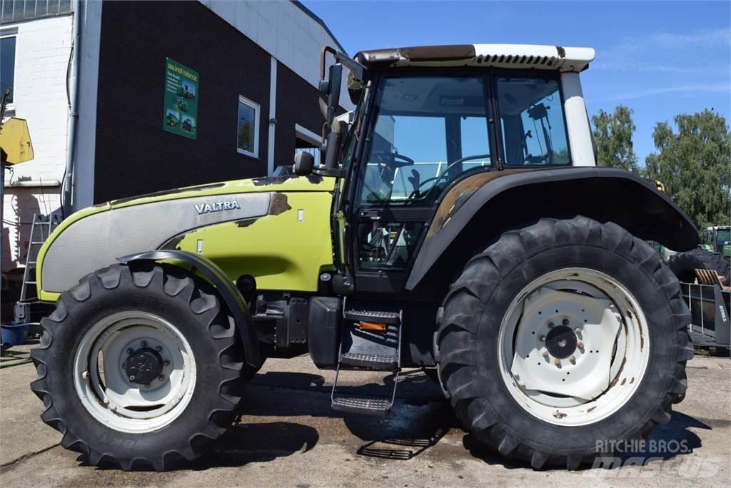 Valtra T120 拖拉机/农用车