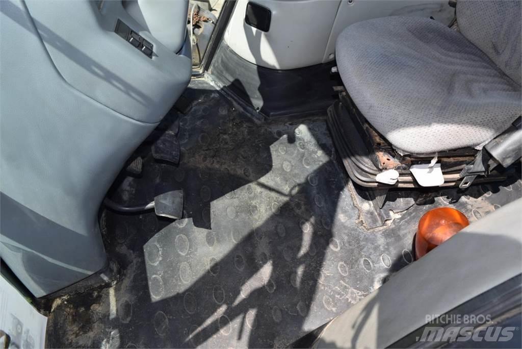 Valtra T120 拖拉机/农用车