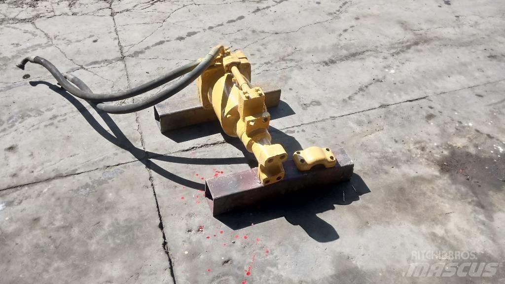 CAT D 5 液压