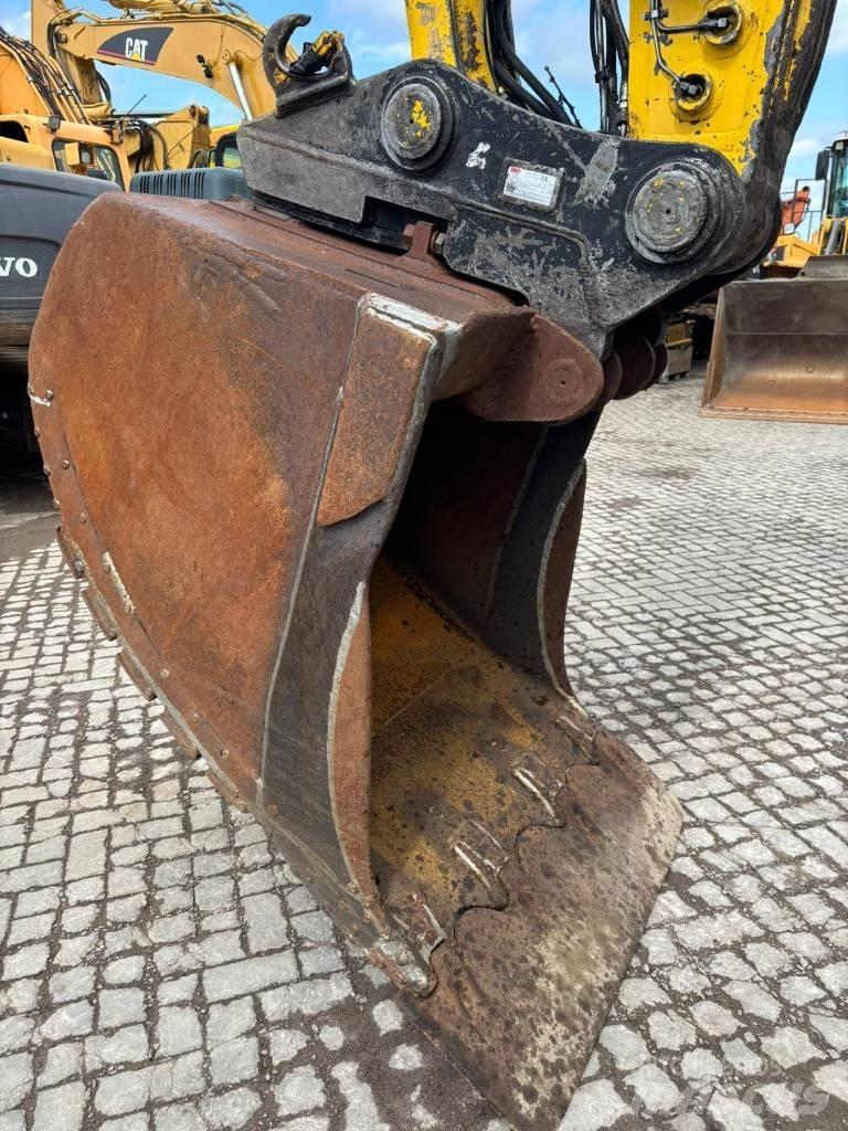 Komatsu PC 210 LC-7 履带挖掘机