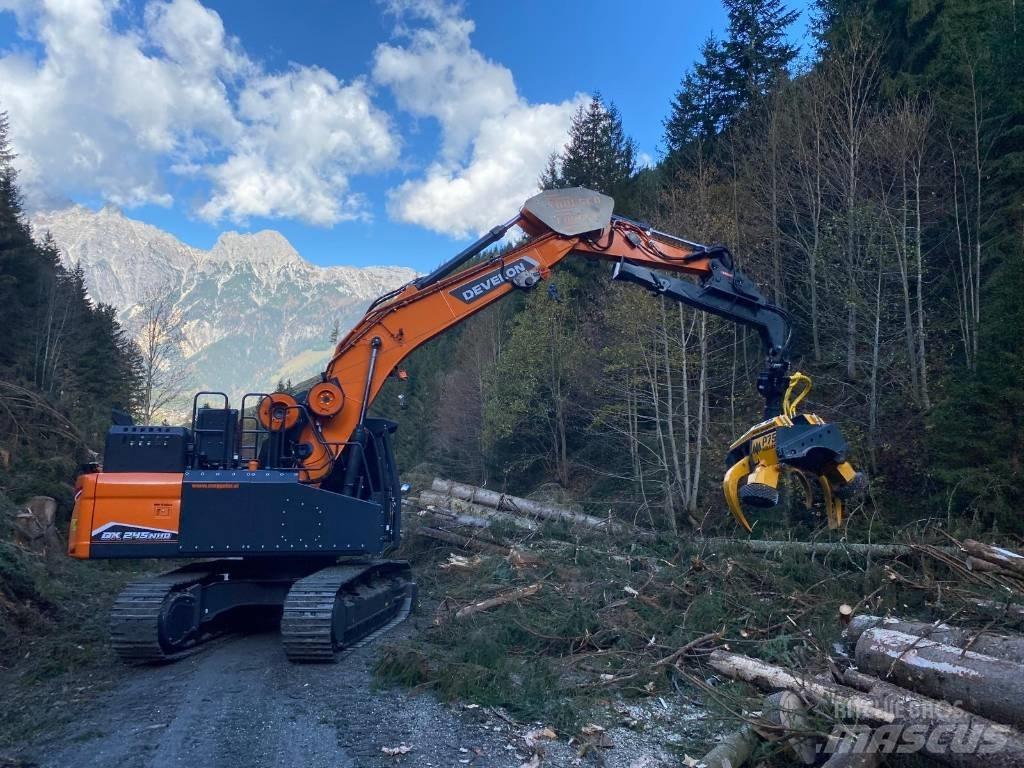 Doosan DX 235 NLC-5 履带挖掘机
