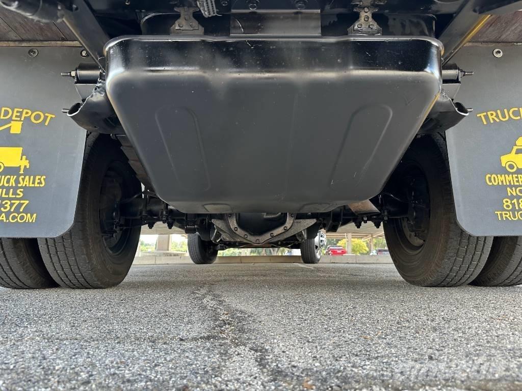 Chevrolet 3500 HD 皮卡车