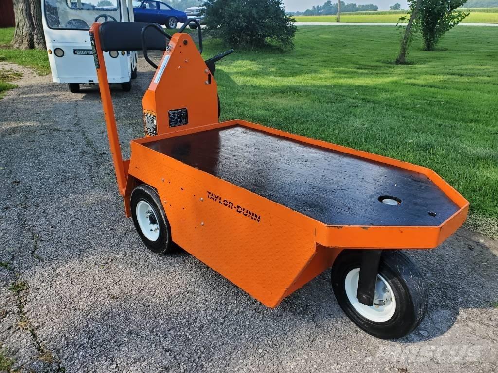 Taylor-Dunn SC100 搬运车