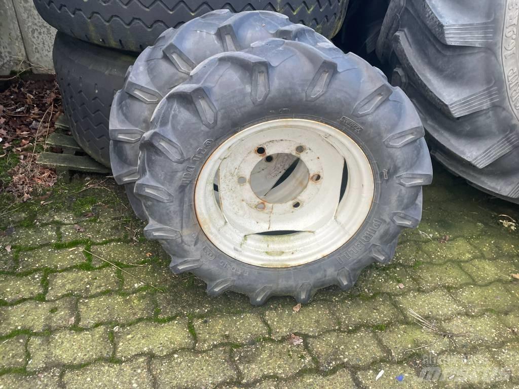 Pirelli 6.5 -16 + velg 轮胎、车轮、轮圈