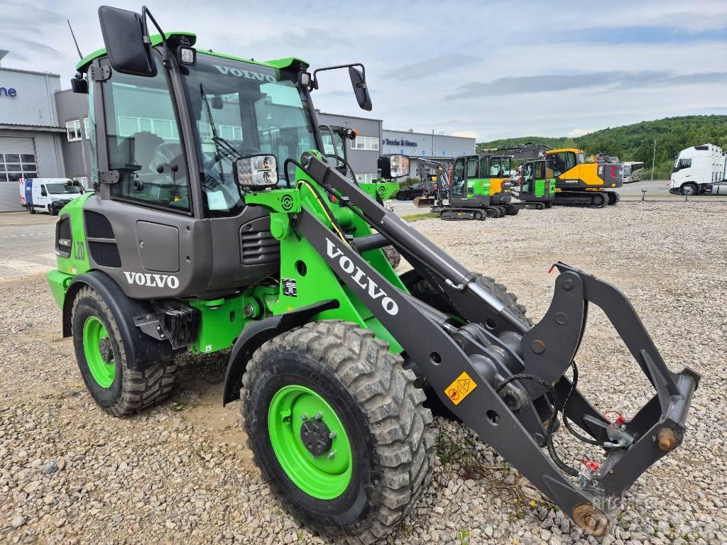 Volvo JL20H ELECTRIC 小型装载机