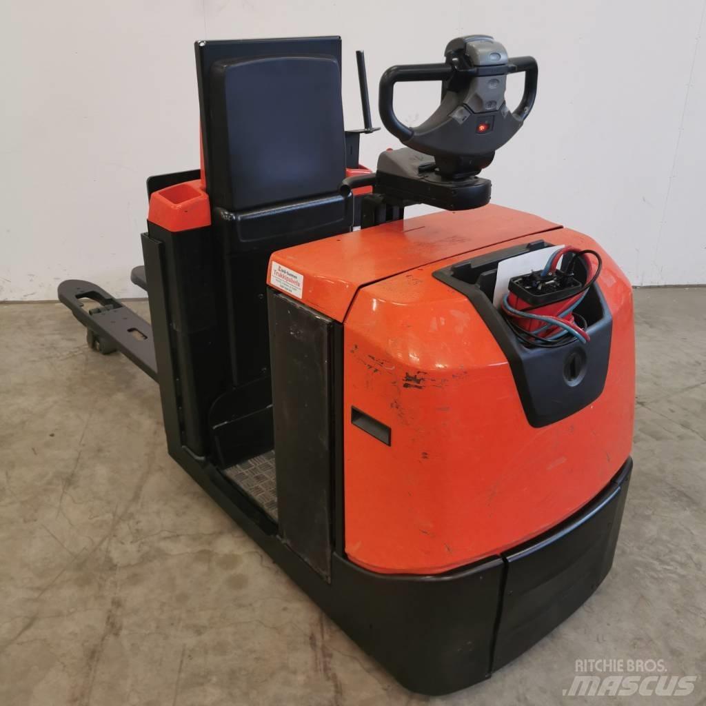 BT OSE 250 P 低架装载机