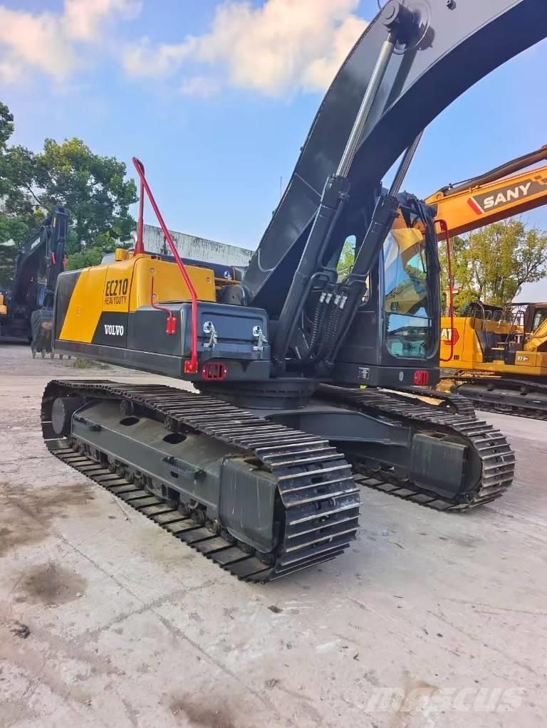 Volvo EC 210 B 履带挖掘机