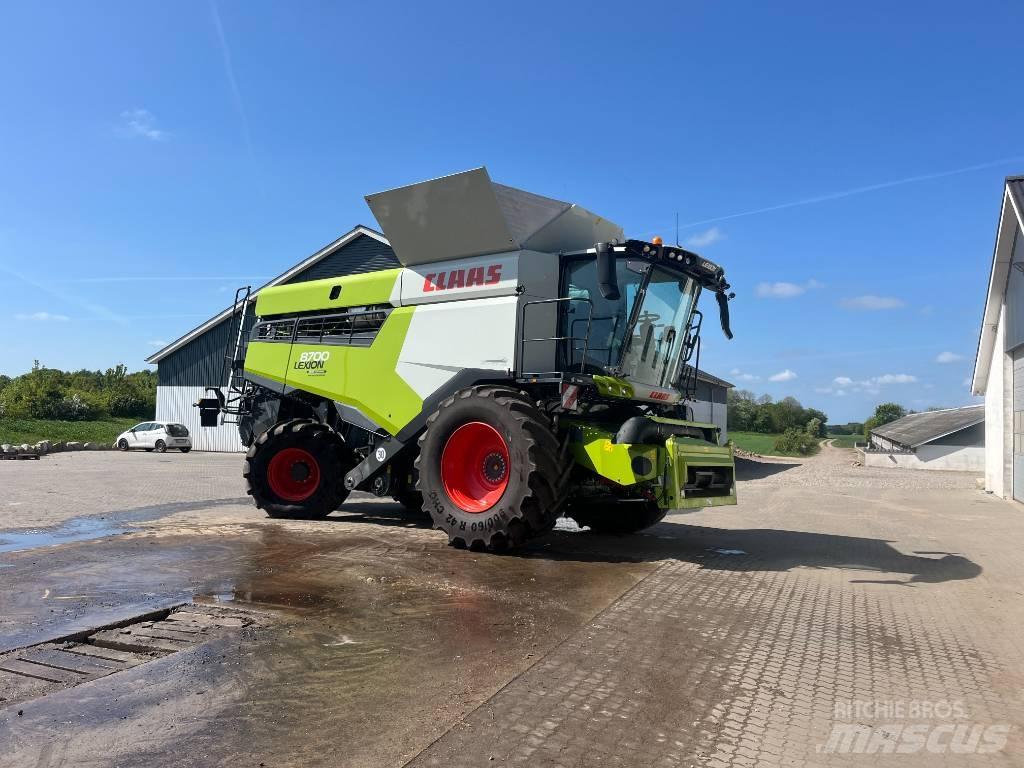 CLAAS Lexion 8700 联合收割机