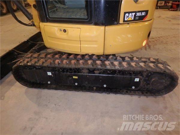CAT 303.5 小型挖掘机