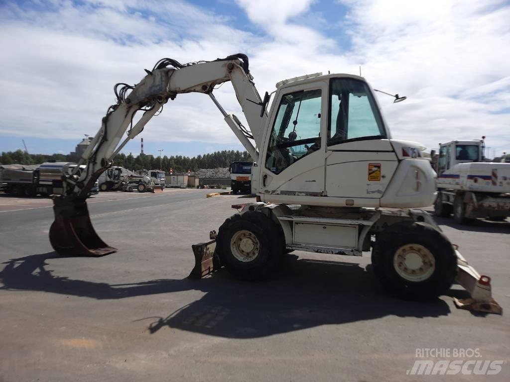 Mecalac 714 MW 轮式挖掘机