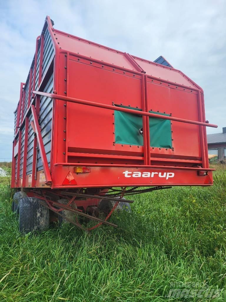 Taarup 470 青饲料搬运车