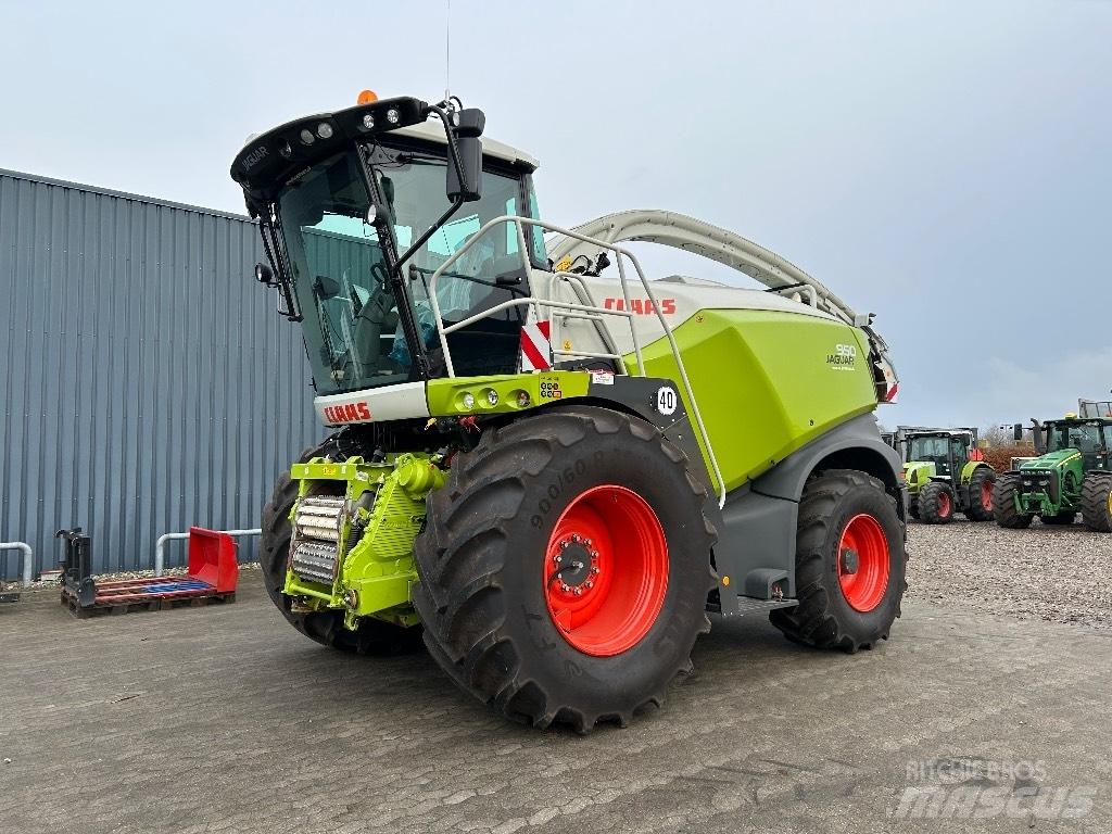 CLAAS Jaguar 950 自走式青贮饲料收割机