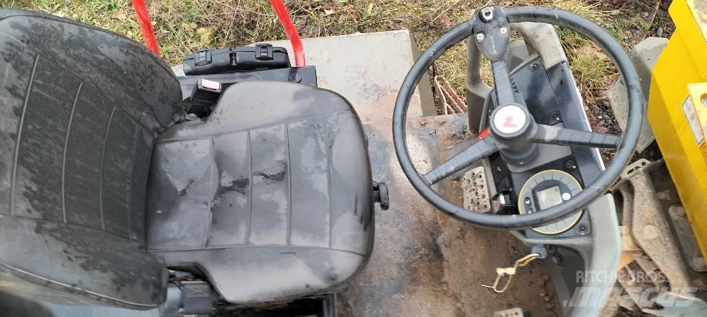 Wacker Neuson DW 30 铰接式自卸车
