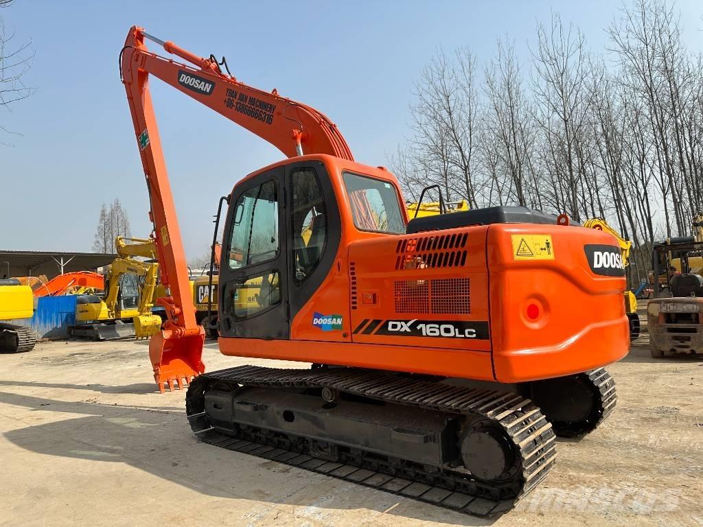 Doosan DX160LC 小型挖掘机