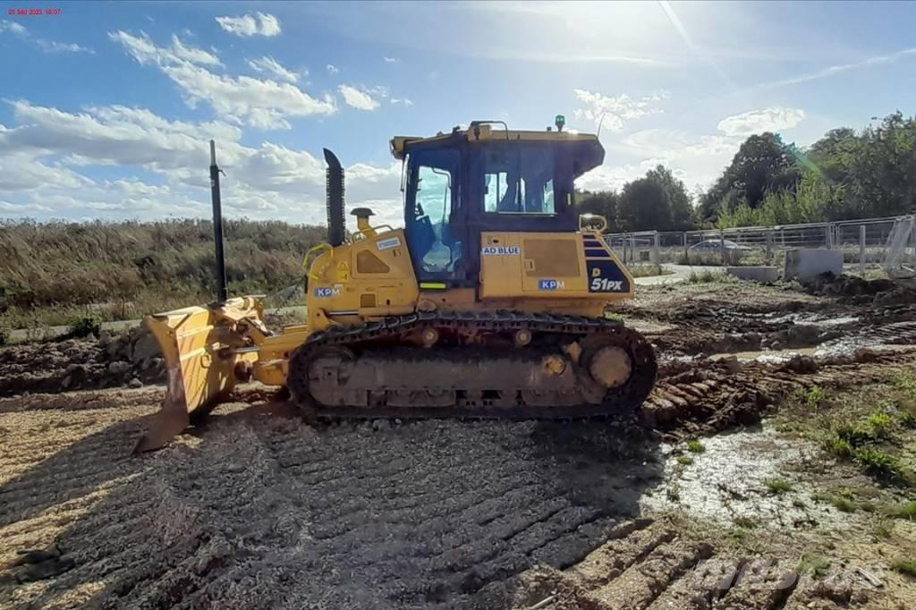 Komatsu D51 PX-24 履带式推土机