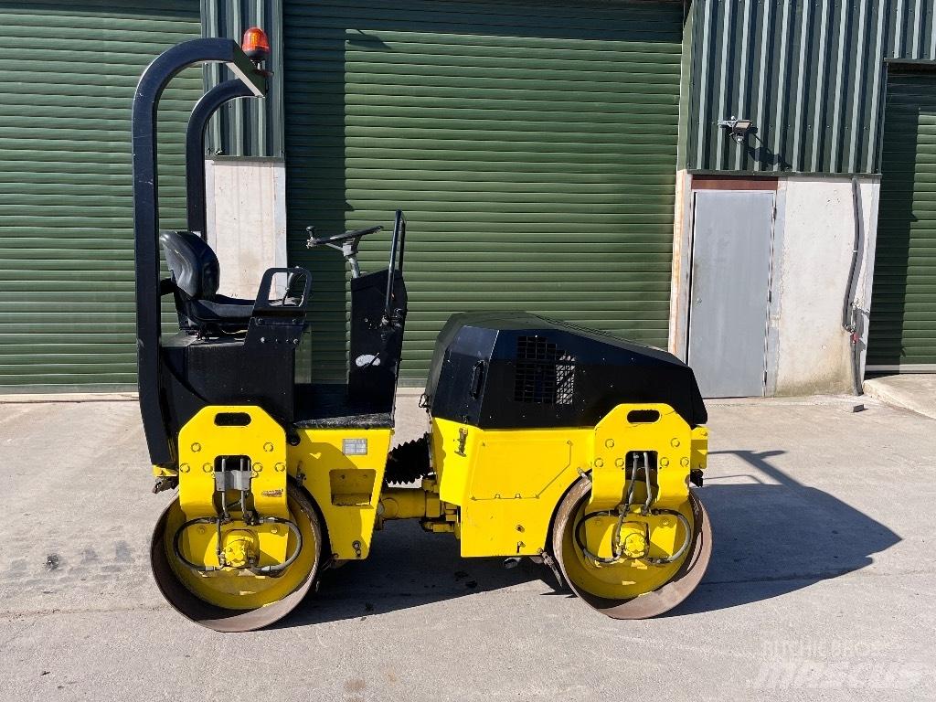 Bomag BW 120 AD-3 双轮压路机