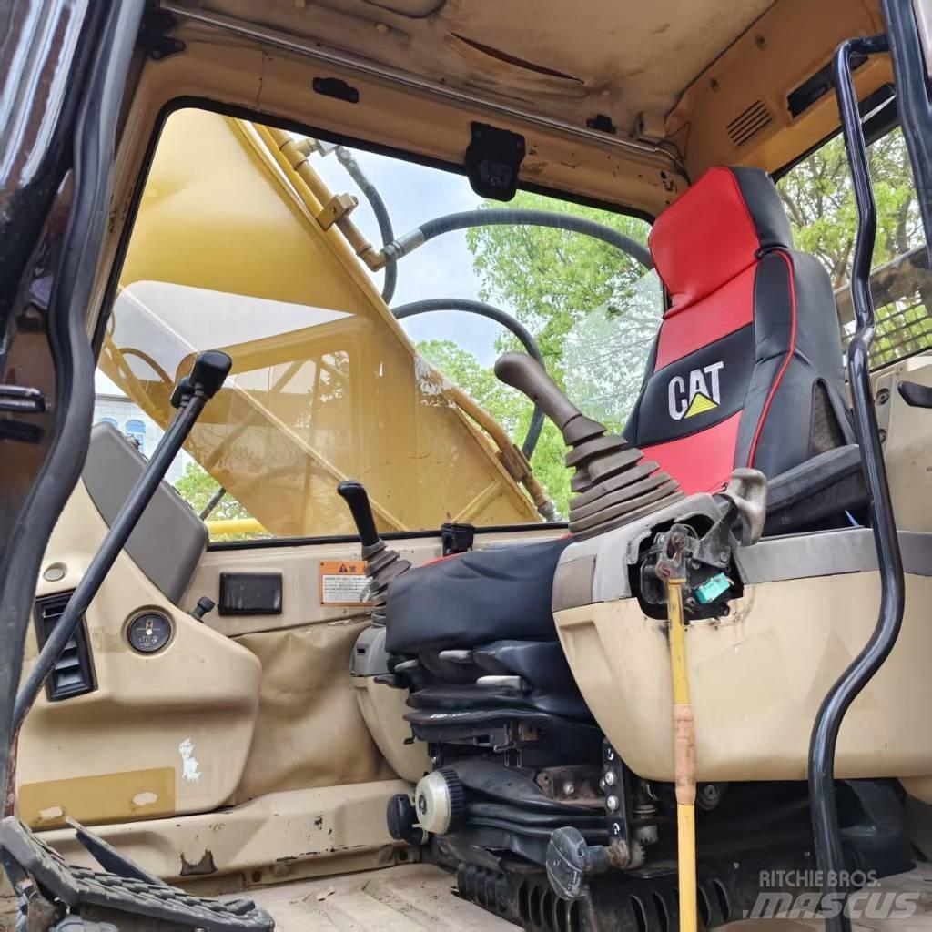 CAT 325 B L 履带挖掘机